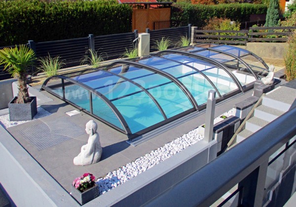 GFK-Pool UNIQUE 7 mit Schiebeüberdachung 710 x 360 x 150 cm